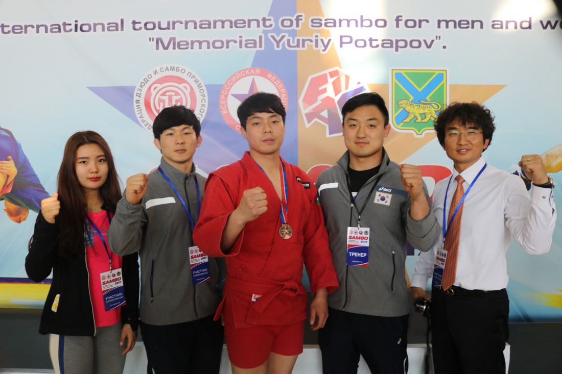 17202ce09cb65aa27317c668d376e1b6_1492682919_59.jpg